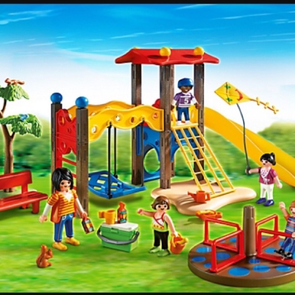 Playmobile playground set incomplete - Picture 3 of 3